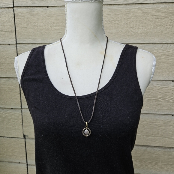 Lucky Brand brown leather cord necklace with metallic rhinestone pendant - Picture 1 of 5